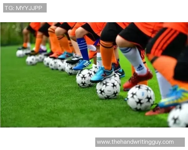 儿童足球明星模型玩具助力小朋友梦想成真快乐成长的最佳伙伴 儿童足球明星模型玩具助力小朋友梦想成真快乐成长的最佳伙伴