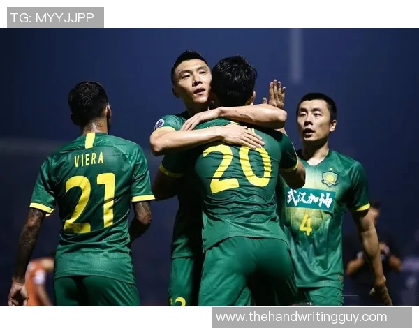 南京网球队强势领跑城市联赛积分榜以92分领先其他队伍 南京网球队强势领跑城市联赛积分榜以92分领先其他队伍