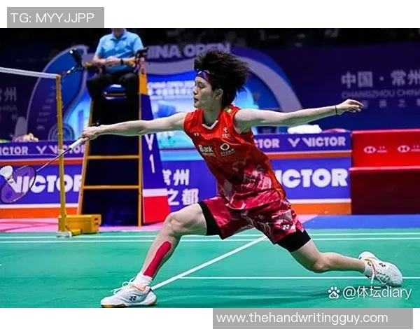 杭州羽毛球队与上海羽毛球队赛后复盘团队协作的成功与不足分析 杭州羽毛球队与上海羽毛球队赛后复盘团队协作的成功与不足分析