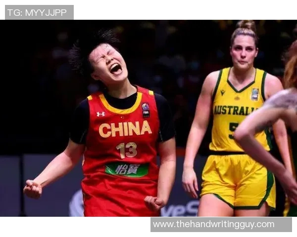 深圳羽毛球队在杯赛积分榜上以100分稳居第一展现强劲实力