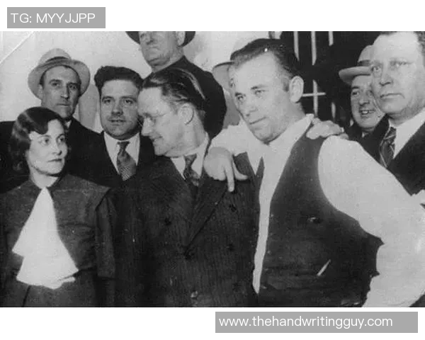 监狱中的足球传奇人物盘点及他们的故事与成就