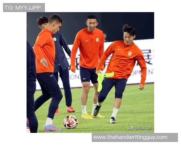 热议足球：杭州足球队的耐力变革